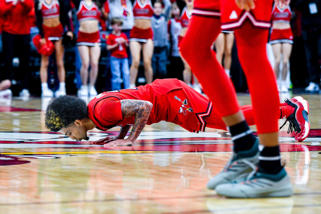 Louisville basketball guard Chucky Hepburn