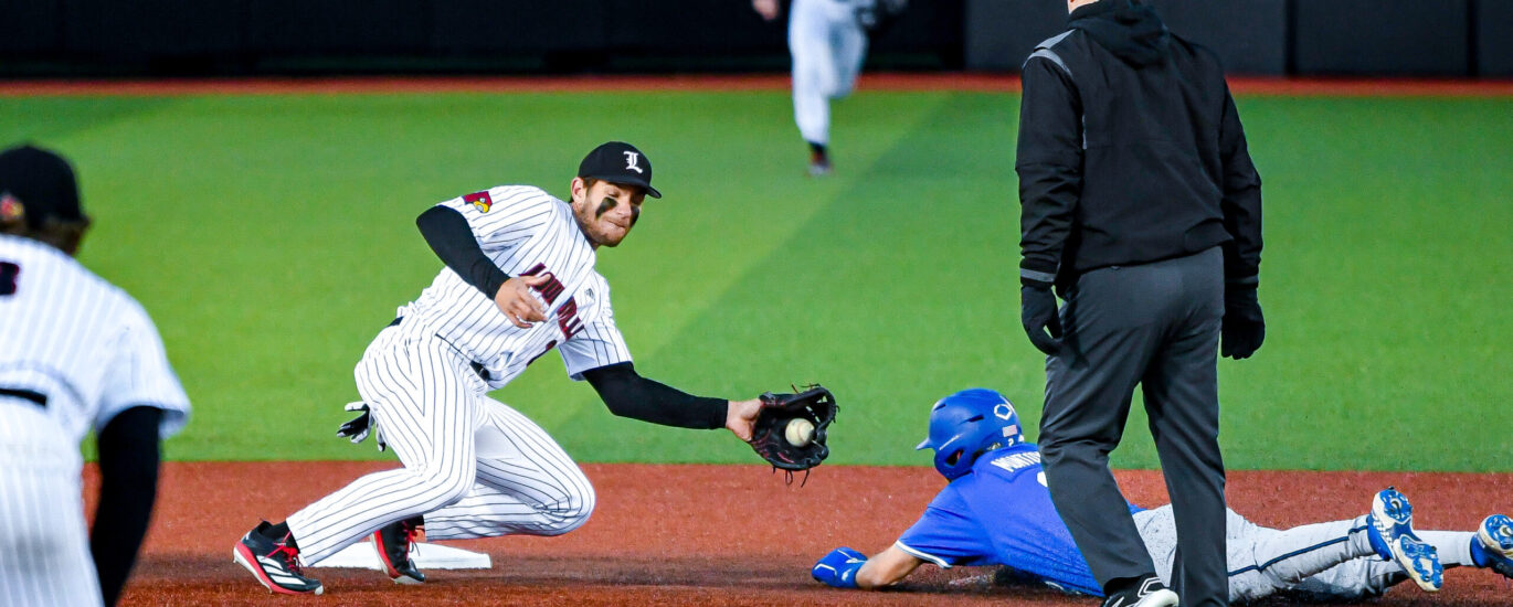 Bayram Hot tags out a Kentucky Baserunner - 04/08/2025 Photo by Jared Anderson